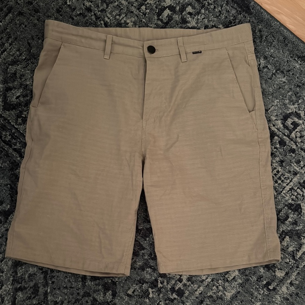Hurley Tan Shorts - Picture 2 of 5